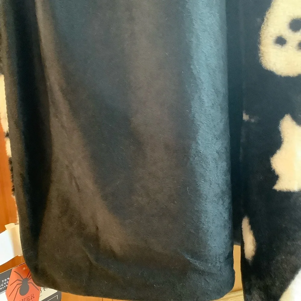 STOREHOUSE 50×70 Faux Fur Ghost Throw